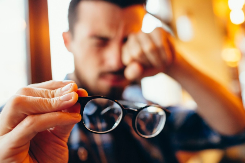 نزدیک‌ بینی و تأثیر نور و عادات بصری در فضاهای داخلی